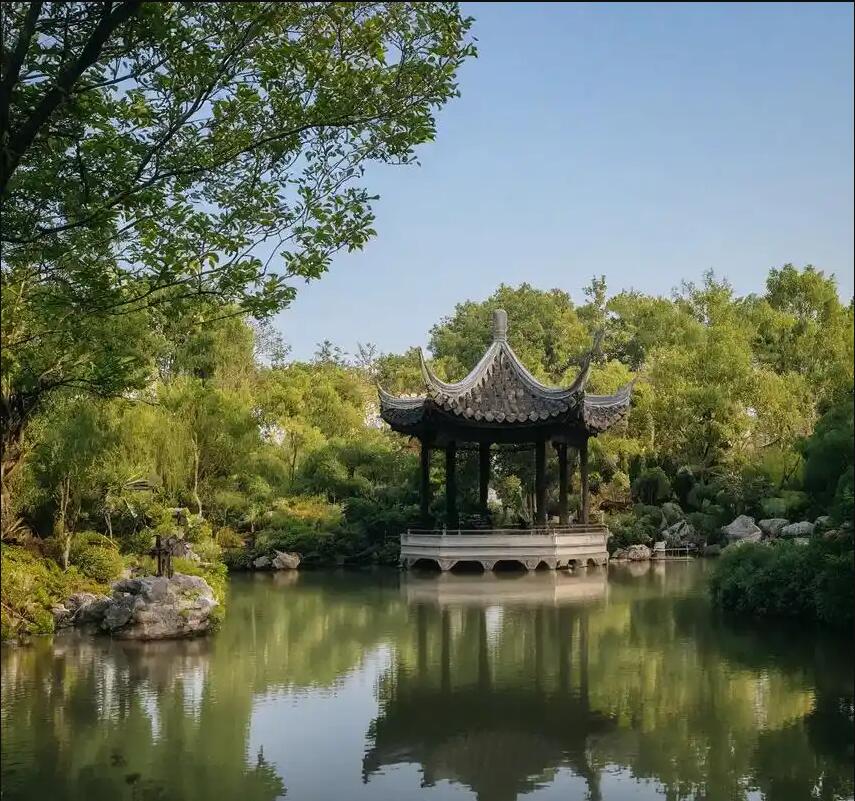 扬州邗江芷蕊餐饮有限公司